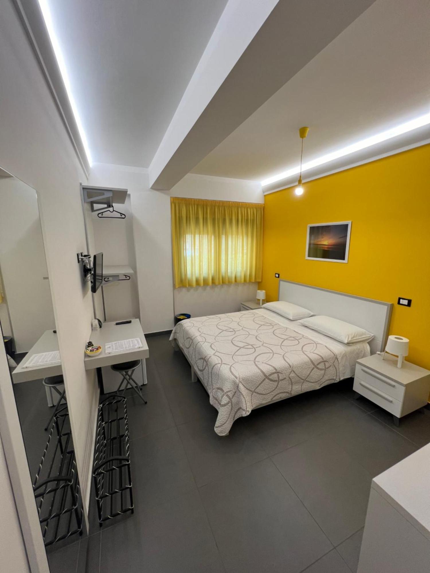 Sicilia Bedda B&B Ніцца-ді-Сіцілія Екстер'єр фото