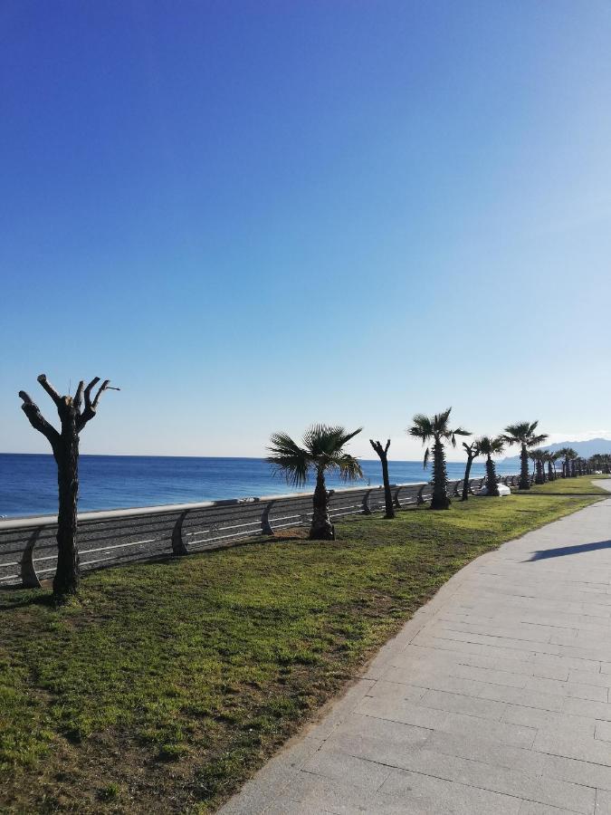 Sicilia Bedda B&B Ніцца-ді-Сіцілія Екстер'єр фото